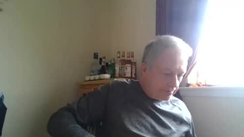 Snapshot of goodgriefnotagain chatting on February 18, 2026, 11:06 am Goodgriefnotagain online show from February 18, 2026, 11:06 am