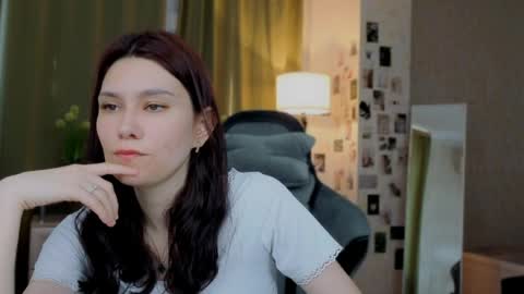Snapshot of goofysteel chatting on May 21, 2026, 1:18 pm Sarra online show from May 21, 2026, 1:18 pm