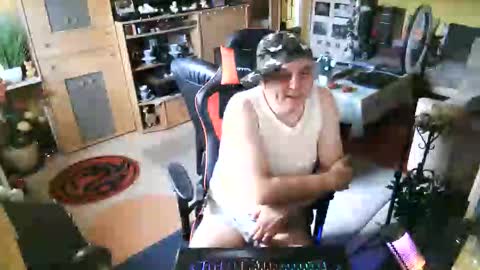 Snapshot of google5001 chatting on September 23, 2025, 3:04 pm google5001 online show from September 23, 2025, 3:04 pm