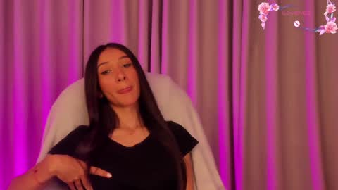 Snapshot of gorgeous_brunette chatting on January 31, 2025, 8:54 am Rose online show from January 31, 2025, 8:54 am