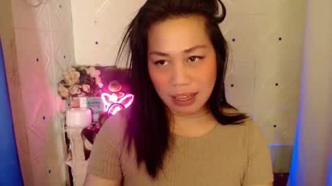 Snapshot of gorgeous_rica chatting on March 5, 2025, 9:59 pm Rica online show from March 5, 2025, 9:59 pm