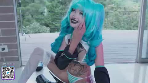 Snapshot of goth_dolll chatting on June 27, 2026, 7:30 pm sophie Special celebration a the beach 300k followers 3011 and 0112 online show from June 27, 2026, 7:30 pm