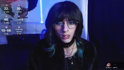 goth_minerva online show from September 17, 2025, 2:08 pm