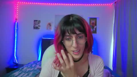 goth_minerva online show from January 16, 2026, 1:48 pm