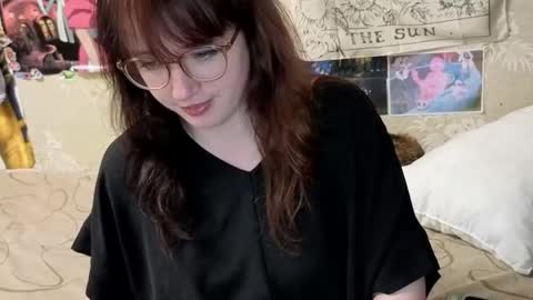 Snapshot of goth_pumpkin chatting on September 15, 2025, 9:04 pm Amy online show from September 15, 2025, 9:04 pm
