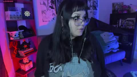 Engel   Please help me to reach 50 thumbs up online show from November 20, 2025, 2:34 am