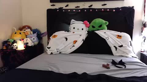 Snapshot of gothbaby305 chatting on October 11, 2025, 2:11 am gothbaby305 online show from October 11, 2025, 2:11 am