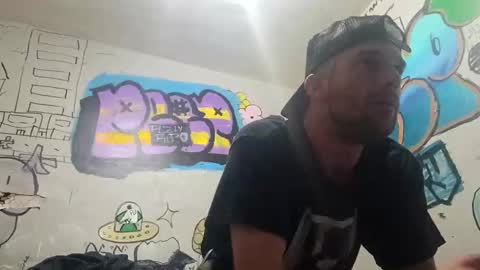 gothboityplz online show from September 10, 2025, 6:24 am