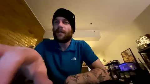 gothboityplz online show from December 18, 2025, 5:46 am