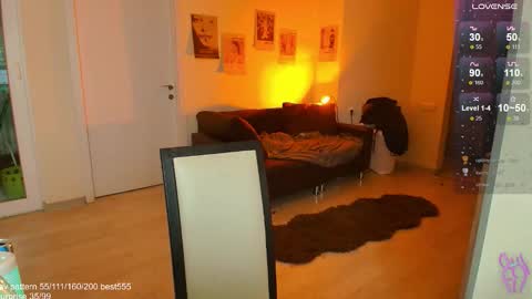 Snapshot of gothkittys chatting on December 21, 2025, 10:28 pm traumfrau Kira angel face devil eyes I SELL A LOT VIDEO IN GALLERY online show from December 21, 2025, 10:28 pm