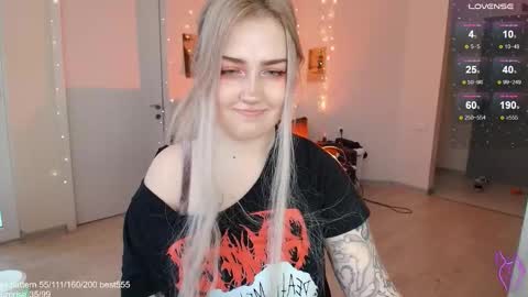 Snapshot of gothkittys chatting on January 19, 2026, 12:09 pm traumfrau Kira angel face devil eyes I SELL A LOT VIDEO IN GALLERY online show from January 19, 2026, 12:09 pm