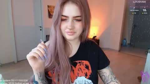 Snapshot of gothkittys chatting on February 6, 2026, 7:23 am traumfrau Kira angel face devil eyes I SELL A LOT VIDEO IN GALLERY online show from February 6, 2026, 7:23 am