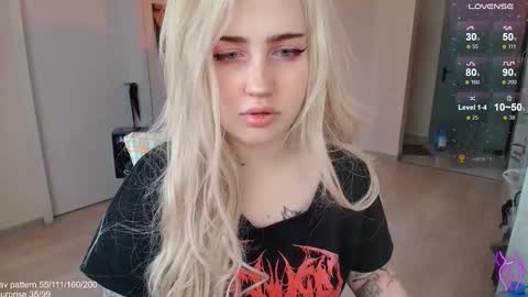 Snapshot of gothkittys chatting on March 6, 2026, 10:45 am traumfrau Kira angel face devil eyes I SELL A LOT VIDEO IN GALLERY online show from March 6, 2026, 10:45 am