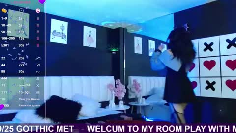 Snapshot of gotthic_met chatting on September 15, 2025, 4:45 am Meredith Alessandra online show from September 15, 2025, 4:45 am