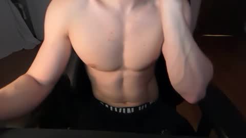 Creamcouple online show from December 19, 2025, 3:24 am