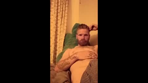 Snapshot of gr8americanbicum chatting on March 15, 2026, 8:31 am gr8americanbicum online show from March 15, 2026, 8:31 am