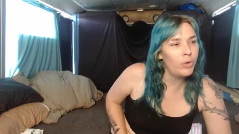 Snapshot of gra_pheebee chatting on February 26, 2026, 5:28 am gra_pheebee online show from February 26, 2026, 5:28 am