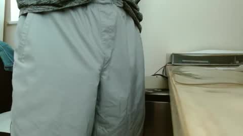 Grabbagg7 online show from November 1, 2025, 2:08 pm