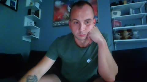 grabisz30 online show from June 14, 2026, 2:19 pm