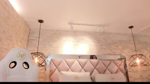 Snapshot of grace_daviss chatting on May 25, 2026, 10:43 am GRACE online show from May 25, 2026, 10:43 am