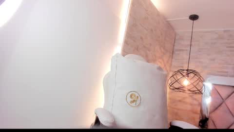 Snapshot of grace_daviss chatting on May 27, 2026, 10:56 am GRACE online show from May 27, 2026, 10:56 am