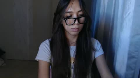 Snapshot of grace_for_youuu chatting on February 24, 2026, 4:21 am HoneyGrace online show from February 24, 2026, 4:21 am