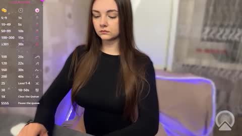 Grace Brown online show from May 19, 2026, 11:11 pm