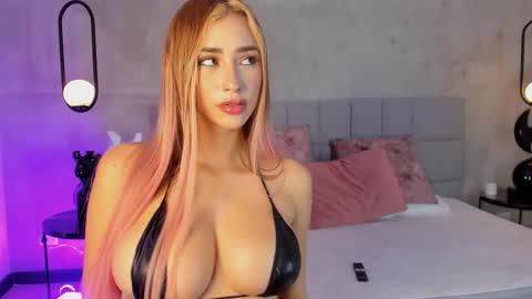 Snapshot of gracecartier chatting on September 27, 2025, 12:48 am Grace Cartier online show from September 27, 2025, 12:48 am