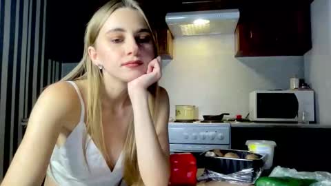 Snapshot of gracetorrezz chatting on October 5, 2025, 7:01 pm gracetorrezz online show from October 5, 2025, 7:01 pm