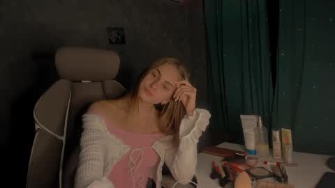 Snapshot of gracetorrezz chatting on November 25, 2025, 5:02 pm gracetorrezz online show from November 25, 2025, 5:02 pm