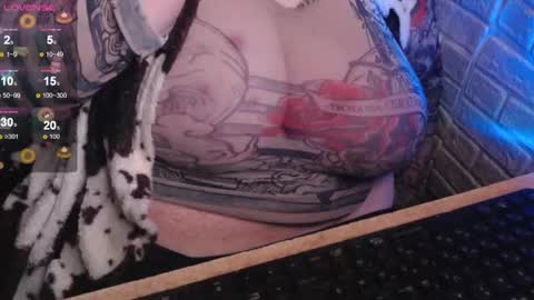 Snapshot of gracey_mayy chatting on November 24, 2025, 2:39 pm Lisa online show from November 24, 2025, 2:39 pm