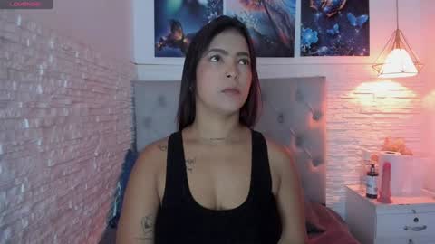 Snapshot of graceymilf999 chatting on January 25, 2025, 11:23 am Gracey Milf online show from January 25, 2025, 11:23 am