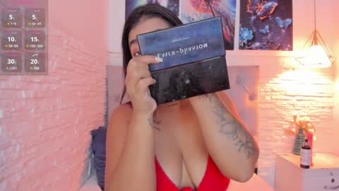 Snapshot of graceymilf999 chatting on February 7, 2025, 11:12 am Gracey Milf online show from February 7, 2025, 11:12 am