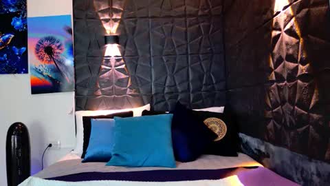 Snapshot of graceymilf999 chatting on November 7, 2025, 11:32 am Gracey Milf online show from November 7, 2025, 11:32 am