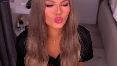 Grace online show from October 3, 2025, 2:58 pm