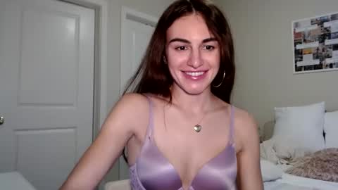 Snapshot of graciesmith27 chatting on February 13, 2025, 12:02 am Gracie Smith online show from February 13, 2025, 12:02 am