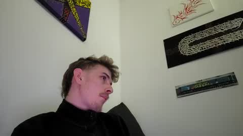 Snapshot of graff4 chatting on December 25, 2024, 3:49 pm Smallcom online show from December 25, 2024, 3:49 pm