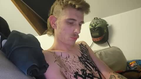 Snapshot of graff4 chatting on October 29, 2025, 8:54 pm Smallcom online show from October 29, 2025, 8:54 pm