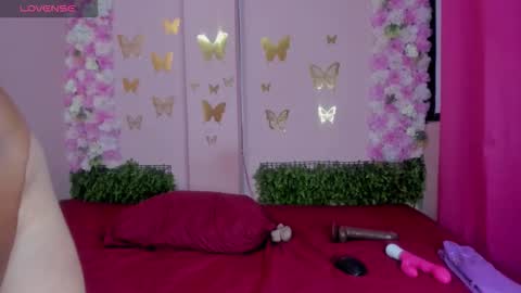 Snapshot of grandmother_milf chatting on November 5, 2025, 8:42 pm Mi Name is violeta online show from November 5, 2025, 8:42 pm