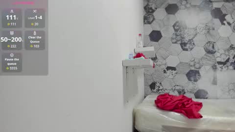 Snapshot of grandmother_milf chatting on January 13, 2026, 12:21 pm Mi Name is violeta online show from January 13, 2026, 12:21 pm