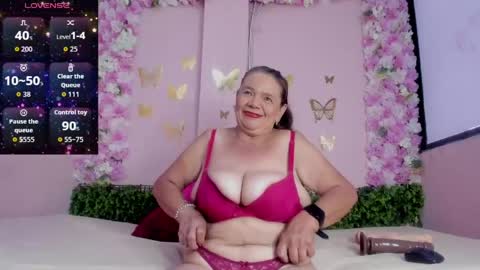 Mi Name is violeta  online show from May 14, 2026, 12:56 pm