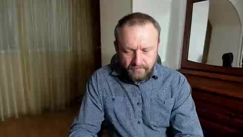 Snapshot of grandor_m chatting on March 5, 2025, 12:22 pm Anthony online show from March 5, 2025, 12:22 pm