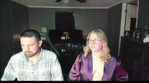 Snapshot of graniteaura chatting on May 15, 2026, 11:45 pm graniteaura online show from May 15, 2026, 11:45 pm