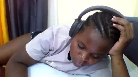 grannylover_ online show from November 6, 2025, 5:19 am