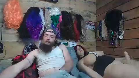 Snapshot of grannypounder chatting on January 17, 2025, 11:06 am grannypounder online show from January 17, 2025, 11:06 am