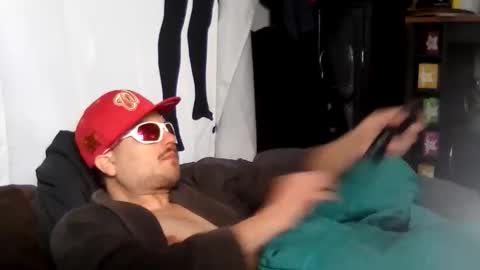 Get US to 1000 you wont be disapointed online show from December 14, 2025, 7:29 pm