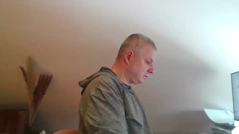 Snapshot of grau197077 chatting on February 3, 2026, 10:53 am grau197077 online show from February 3, 2026, 10:53 am