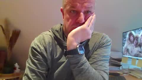 Snapshot of grau197077 chatting on February 11, 2026, 8:52 am grau197077 online show from February 11, 2026, 8:52 am