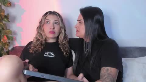 Snapshot of grave_duo chatting on October 21, 2025, 5:41 am GRAVE DUO online show from October 21, 2025, 5:41 am