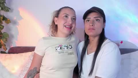 Snapshot of grave_duo chatting on November 9, 2025, 6:23 am GRAVE DUO online show from November 9, 2025, 6:23 am